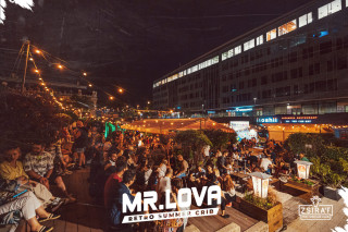 Mr Lova x Zsiráf ▾ Retro Summer Crib x BEBE Live