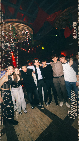 ONE DANCE - s10e09 - 12.04. | Santa's Beach